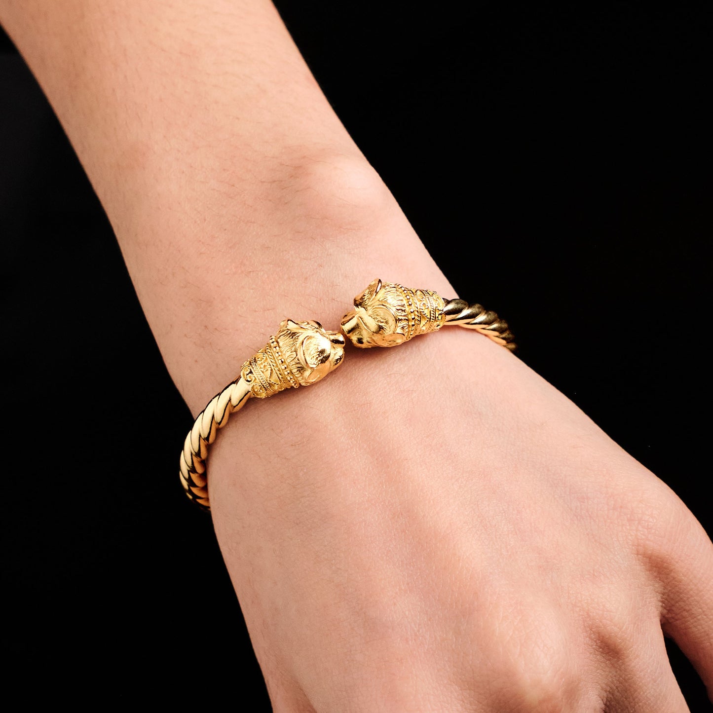 Lalaounis Lion Bangle