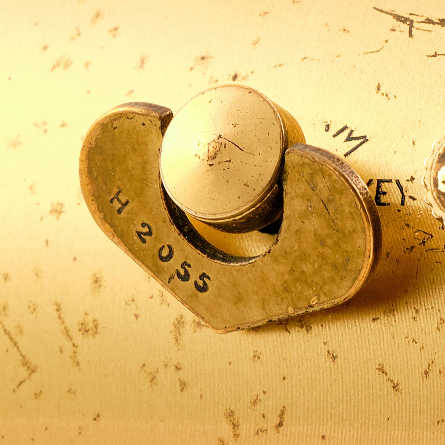 Van Cleef & Arpels Alarm Clock