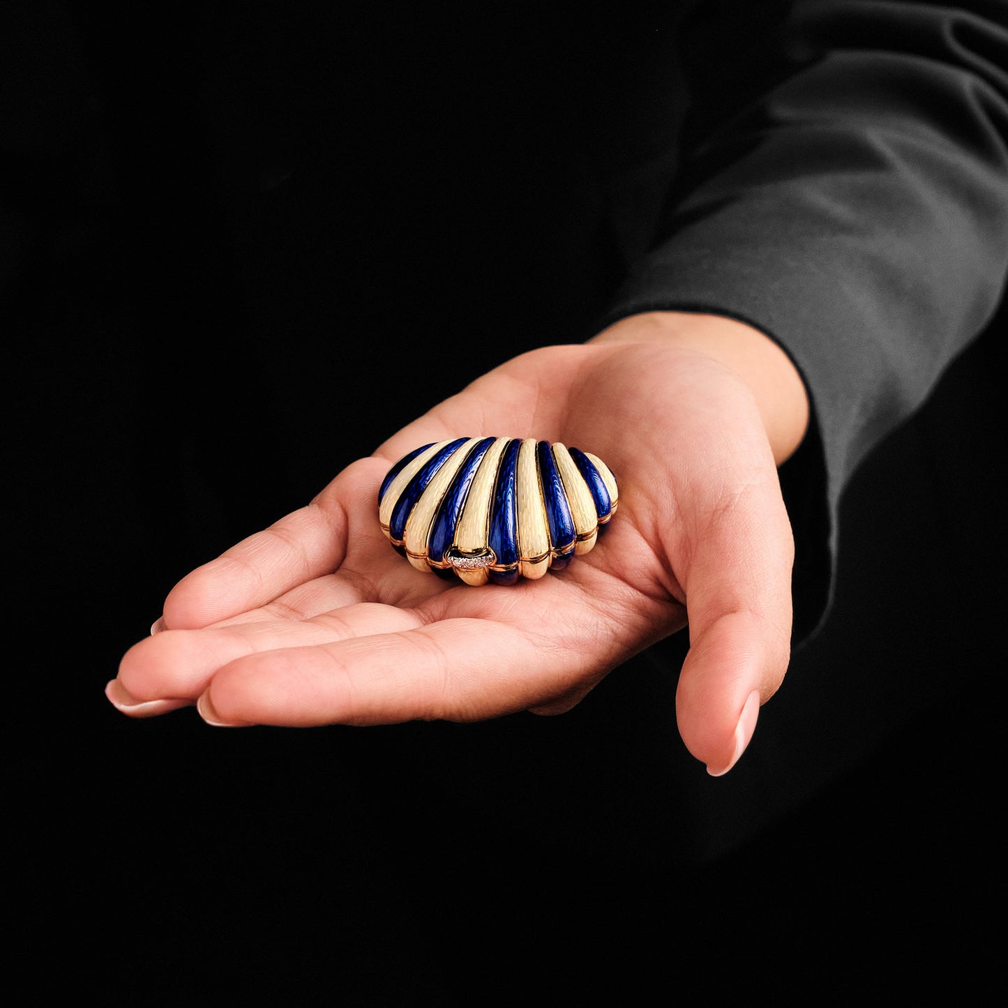 Spaulding & Co. Enamel Pill Box