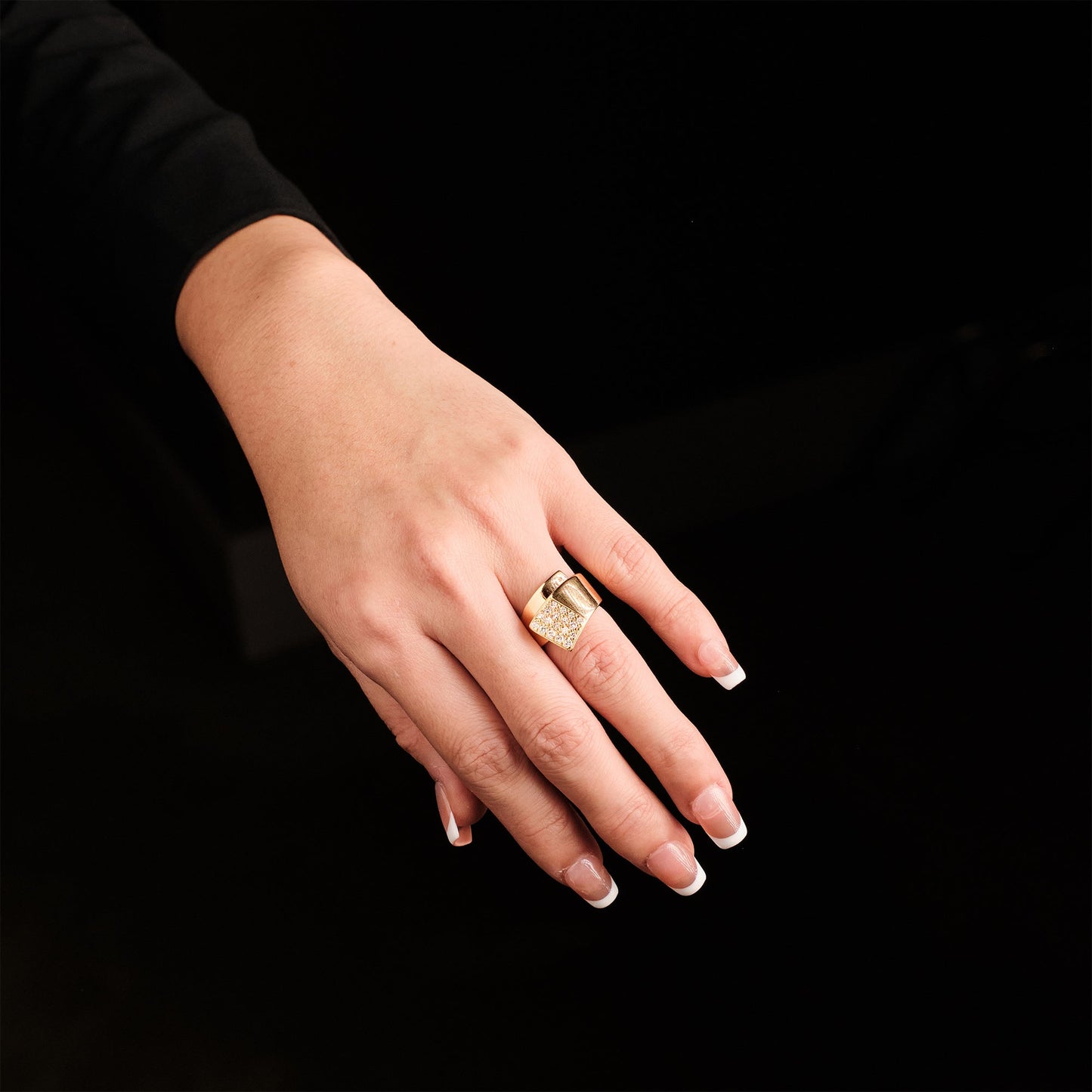 Vintage Drapery Style Ring