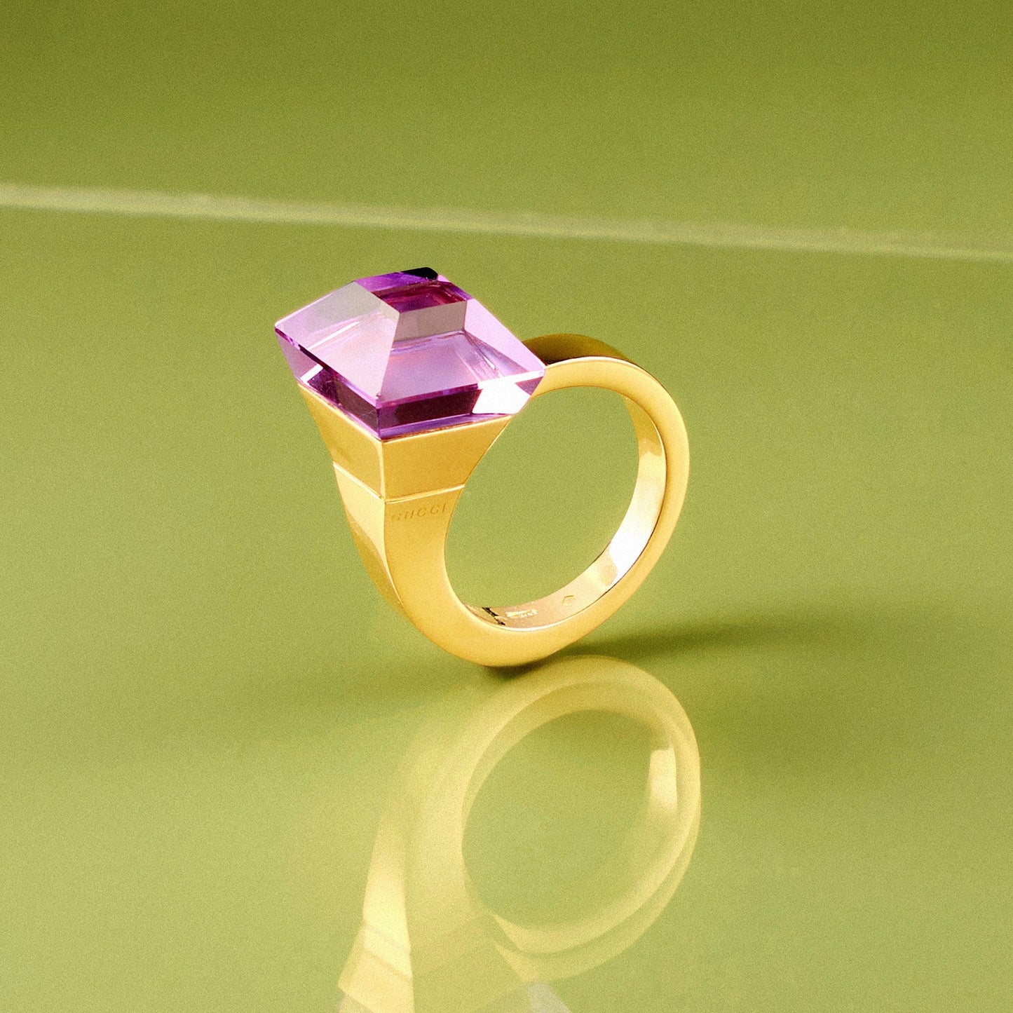 Gucci Chiodo Collection Ring