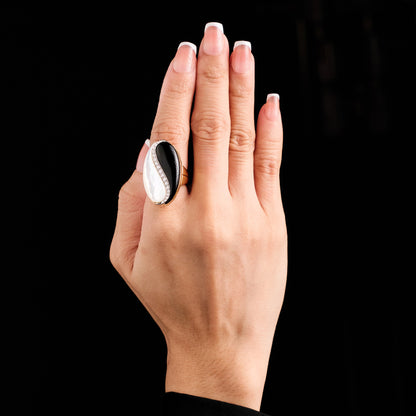 Vintage Onyx and Mother of Pearl Ring