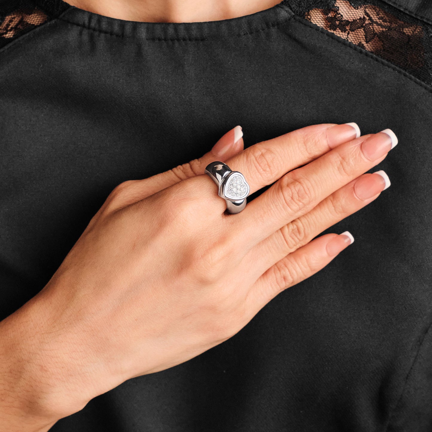 Piaget Heart shape Ring